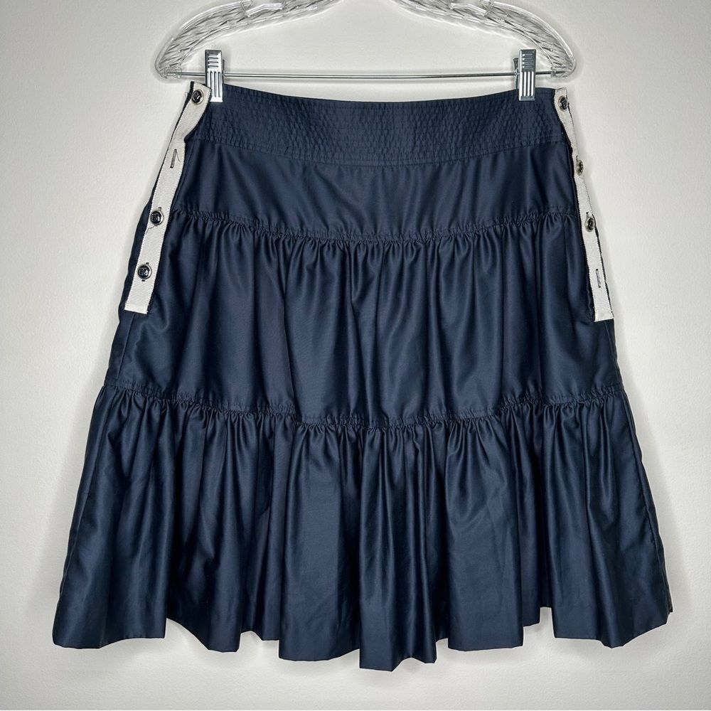 Carolina Herrera Navy Tiered Skirt flowy side buttons‎ Size 10 100% Cotton